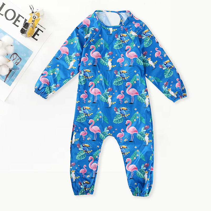 Combinaison imperméable pour l'alimentation des bébés