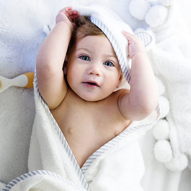 Serviette à capuche pour bébé 100 % coton haut de gamme