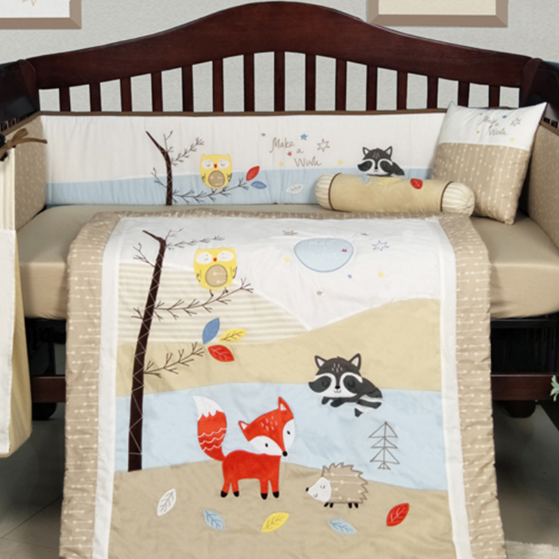Parure de lit pour berceau à imprimé caractère beige Solution de literie pour bébé