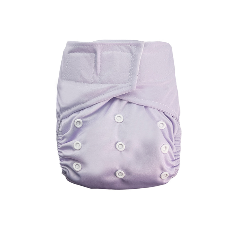 Couche en tissu réutilisable à imprimé papillon